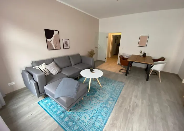 Discovavir - Super Zentral Mit Parkplatz, Kueche, Netflix Und Mehr *