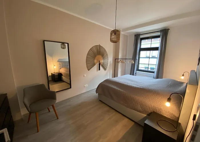 Discovavir - Super Zentral Mit Parkplatz, Kueche, Netflix Und Mehr Appartement Eisenach