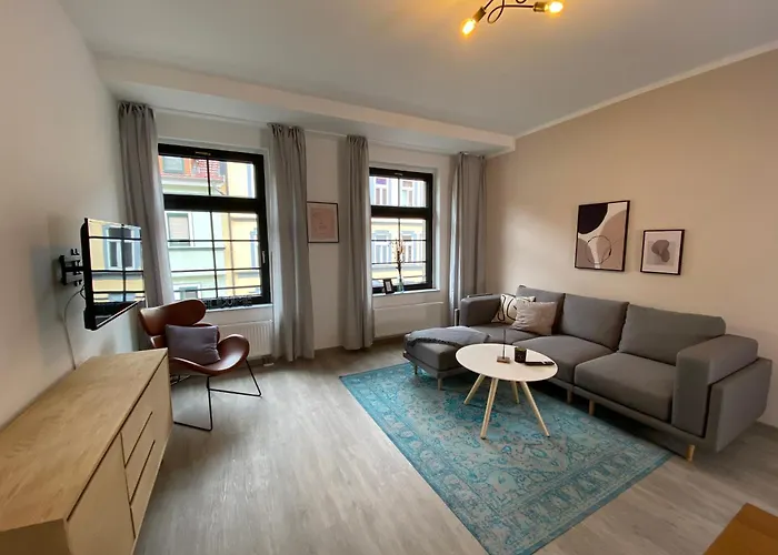 Discovavir - Super Zentral Mit Parkplatz, Kueche, Netflix Und Mehr *