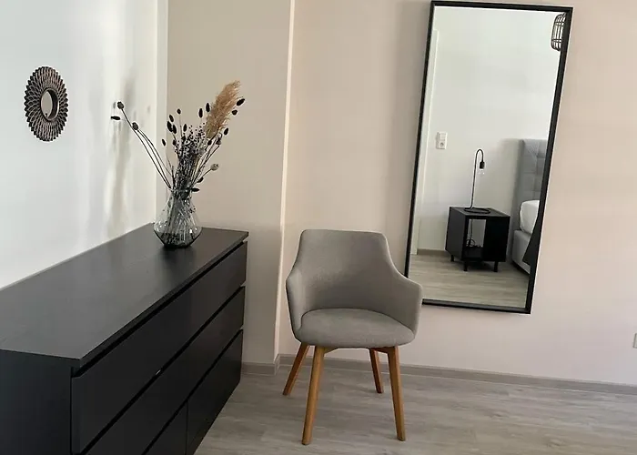 Discovavir - Super Zentral Mit Parkplatz, Kueche, Netflix Und Mehr Appartement