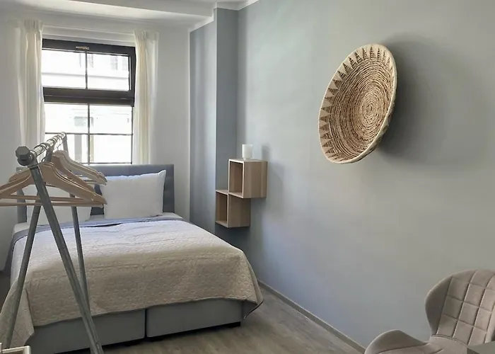 Discovavir - Super Zentral Mit Parkplatz, Kueche, Netflix Und Mehr * Eisenach